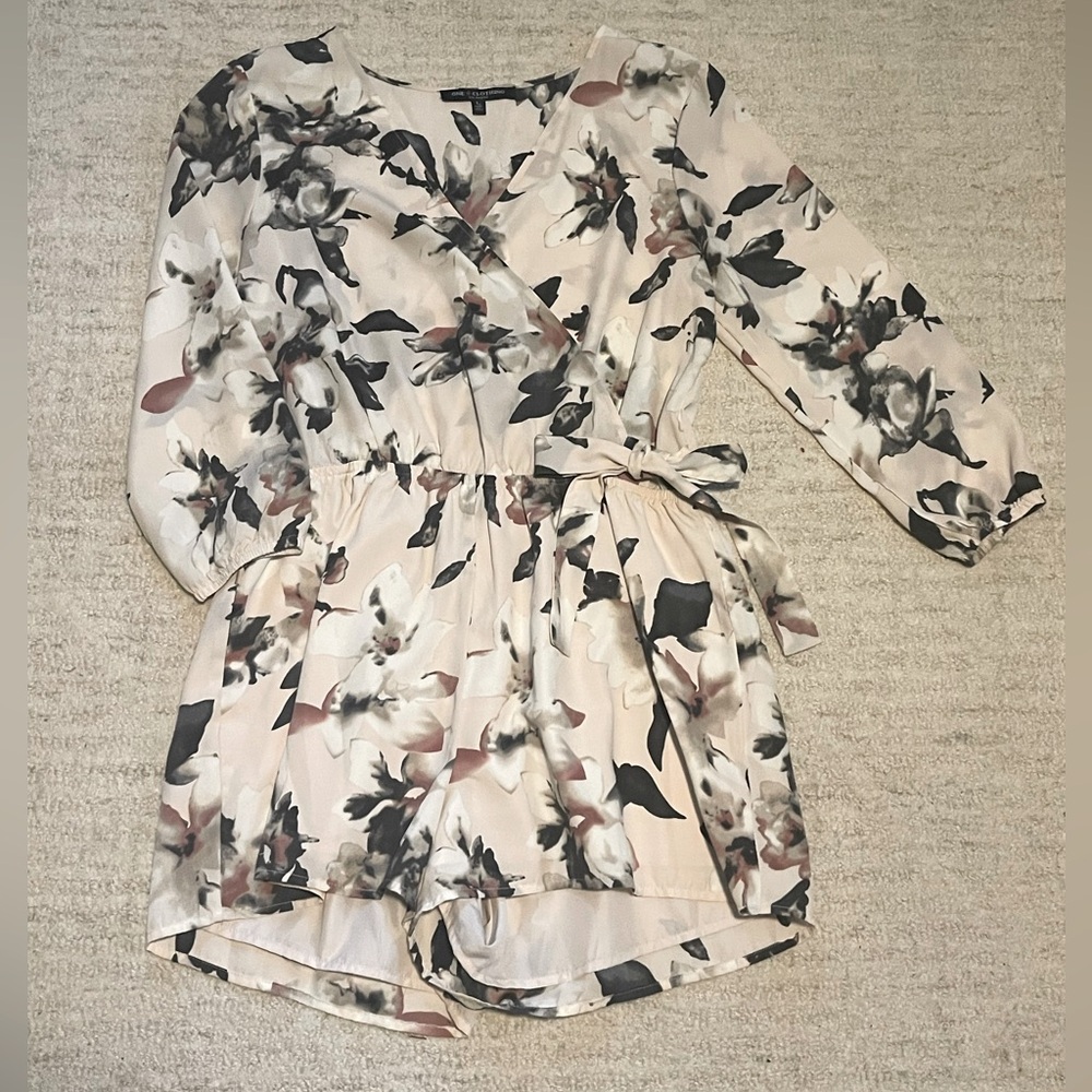Floral long-sleeve romper